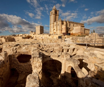 Fortaleza de la Mota Entrance Ticket with Audio Guide