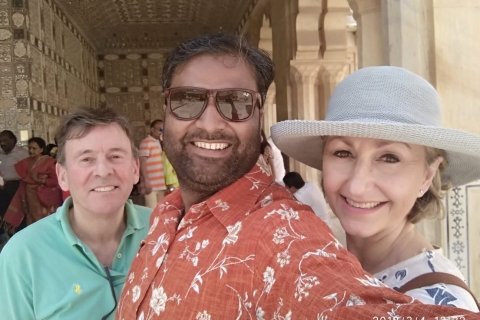 Privater Guide oder Stadtexperte für Jaipur Stadtrundfahrt mietenSprache Sprechen Leitfaden