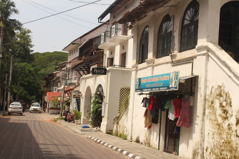 Tour privato dell&#039;esperienza Tuk Tuk a Fort Kochi e alla Città Ebraica.