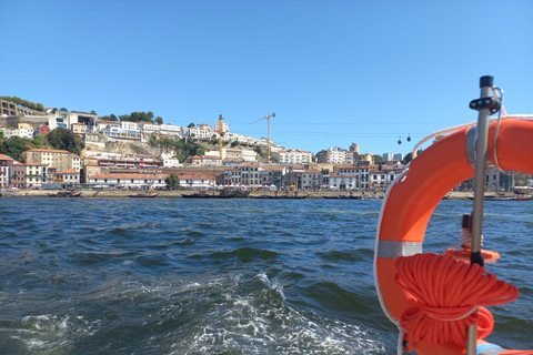 Porto : Croisière privée sur le fleuve DouroPorto : Visite en bateau privé