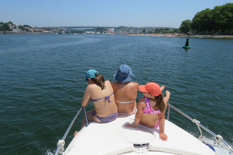 Porto : Croisière privée sur le fleuve DouroPorto : Visite en bateau privé