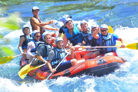 Von der Seite: Köprülü Canyon Rafting Tour mit optionaler ZiplineWildwasser-Rafting und Canyoning mit Transfer und Mittagessen