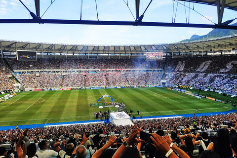 Rio de Janeiro: Fotbollsmatch med biljett och transport