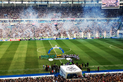 Rio de Janeiro : Match de football avec billet et transport