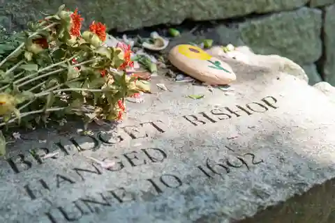 Salem: Selv-guidet skræmmende spøgelser & hekseprocesser Audio Tour