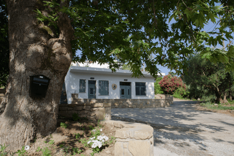 Chania: 5-Wine Tasting with Locals in Village near Kissamos Wine Tasting: "Small Winemakers of Chania" @ West Chania