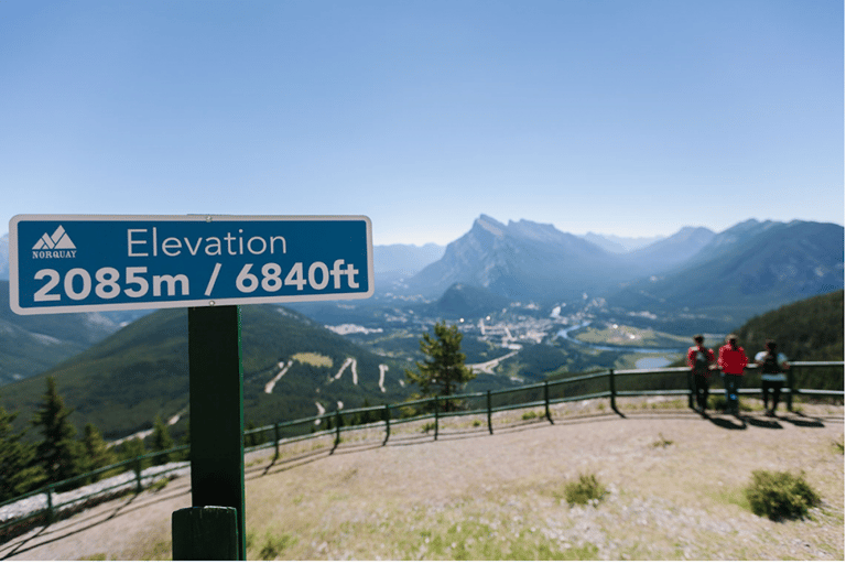 Banff: Sightseeing-Sesselliftfahrt hoch über Banff