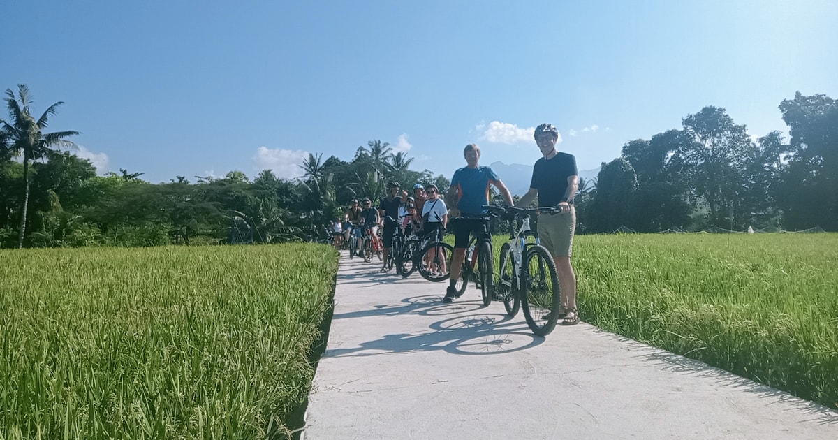 Lombok : Rice Field, Lingsar Temple, Fun Ride | GetYourGuide