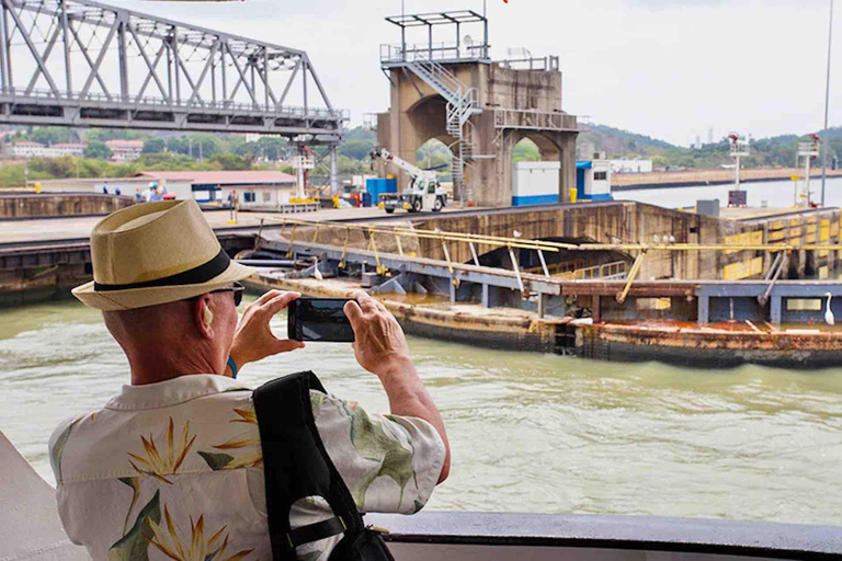 Crucero por el canal de Panamá - Tránsito parcial con almuerzo