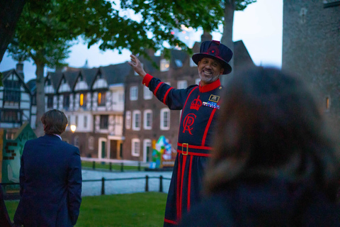 Tower of London After Hours with Beefeater & Keys Ceremony