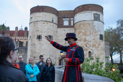 Tower of London After Hours with Beefeater & Keys Ceremony