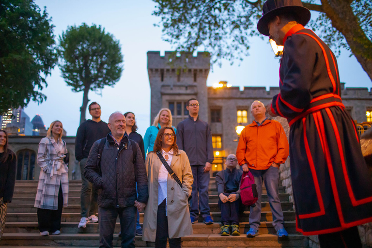 Tower of London After Hours with Beefeater & Keys Ceremony