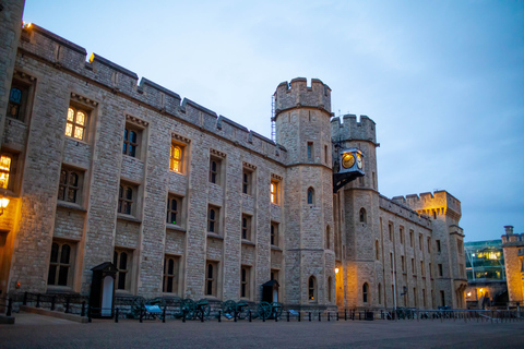 Tower of London After Hours with Beefeater & Keys Ceremony