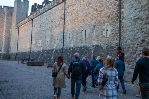 Tower of London After Hours with Beefeater & Keys Ceremony