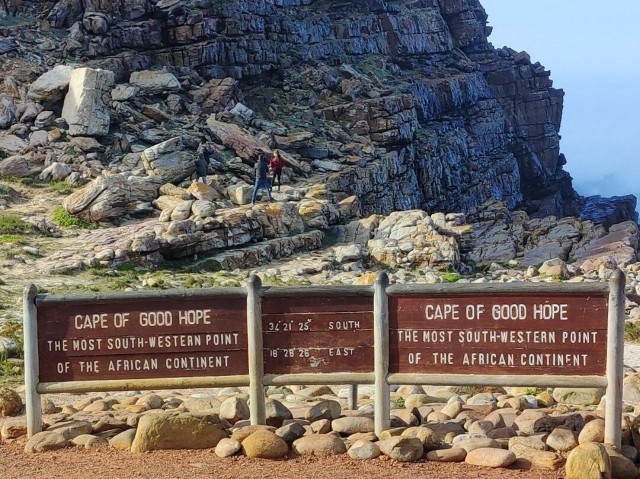 Visit Table Mountain, Cape Point, Penguins Full Day Private Tour in Cape Town