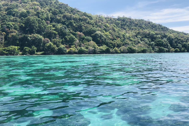 Au départ de Phuket : James Bond et les îles Phi Phi visite privée en bateauBateau rapide VIP privé pour les îles James Bond et Phi Phi