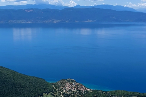 Randonnée autour des lacs Ohrid et Prespa