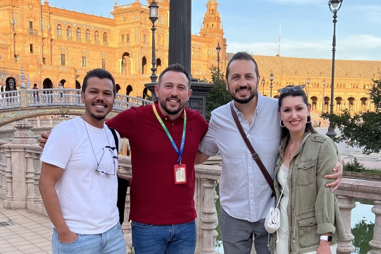 Sevilla: Kleingruppe Monumental Unique Walking Tour