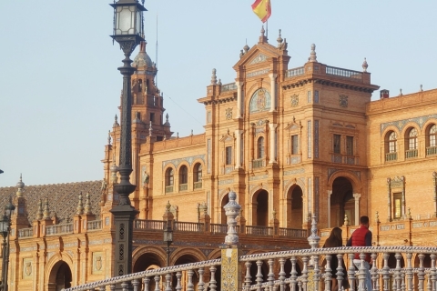 Sevilla: Kleingruppe Monumental Unique Walking Tour