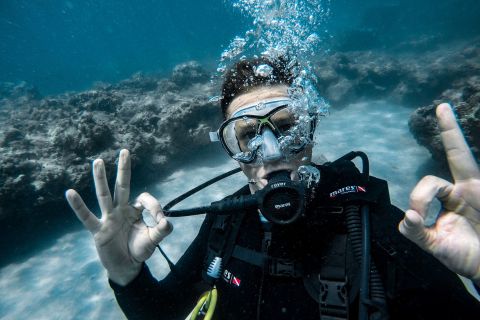 Scuba Diving for Beginners with Certified Diving Centre