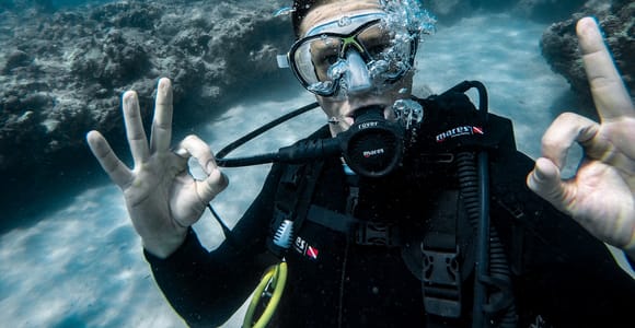 Scuba Diving for Beginners with a Certified Diving Centre