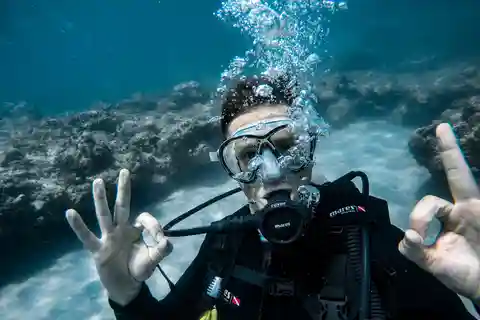 Scuba Diving for Beginners with Certified Diving Centre