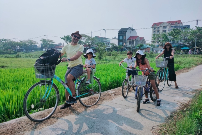 Explora la zona rural de Hoi An en bicicleta, montando en búfalo y cultivando la tierra