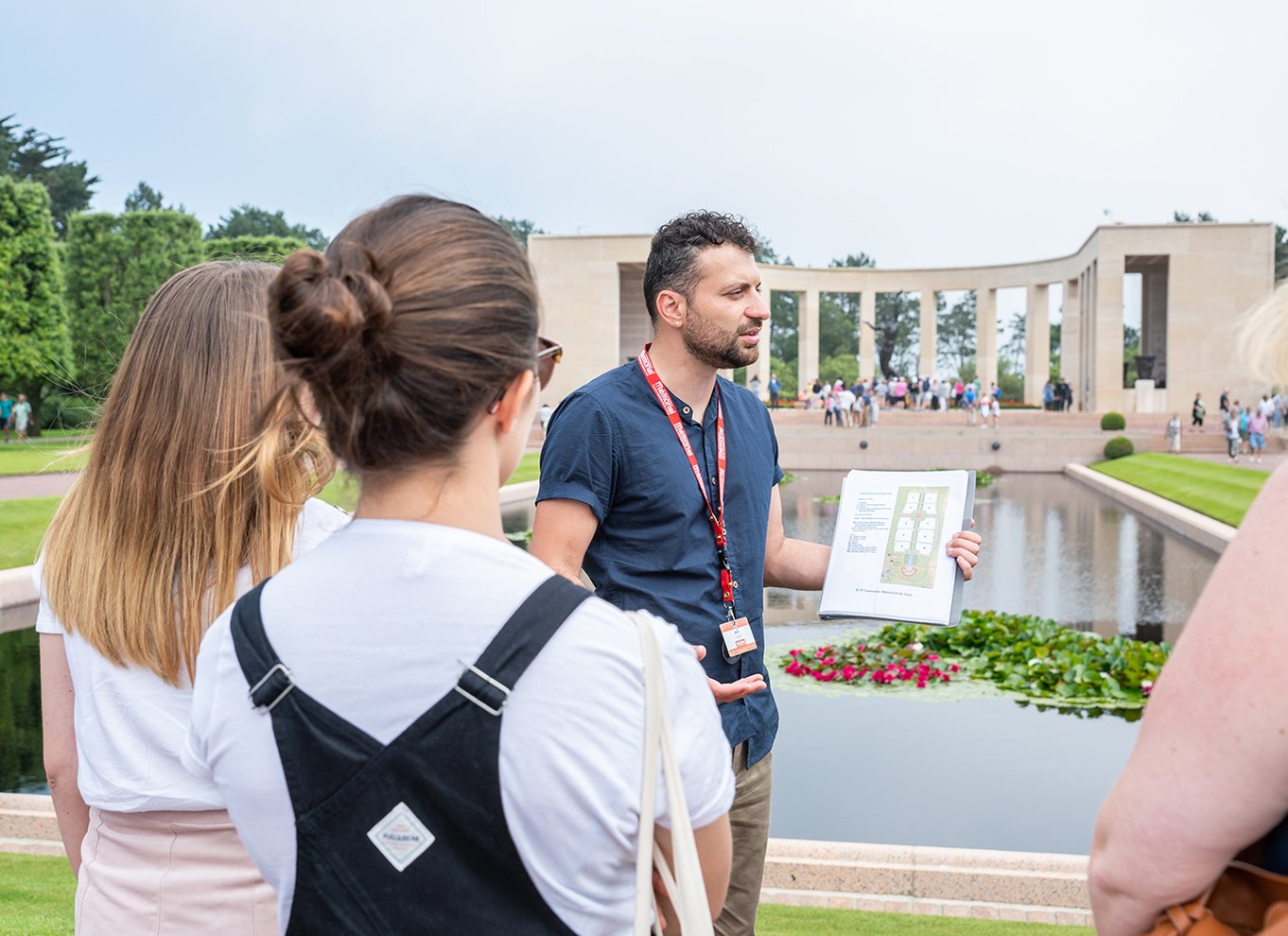 Caen: Guidet tur til D-dag-steder og billet til Caen Memorial Museum