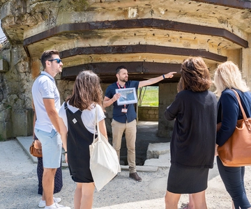 Guided Tour of the Landing Sites and the Memorial of Caen