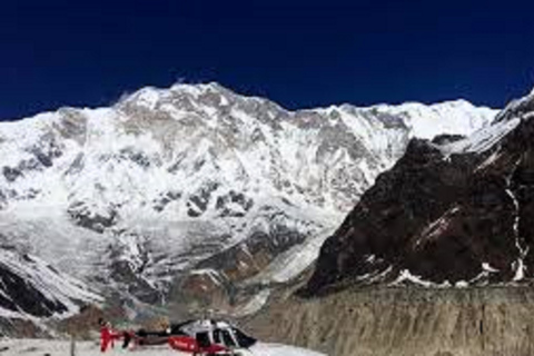 Tour del campo base dell&#039;Annapurna in elicottero da pokharaTour in elicottero del campo base dell&#039;Annapurna da Pokhara