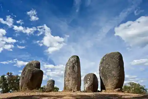 Private Évora Tour: Megaliths, Historic Center & Cork Region
