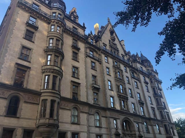 NYC: Private Horror Movie Location Walking Tour