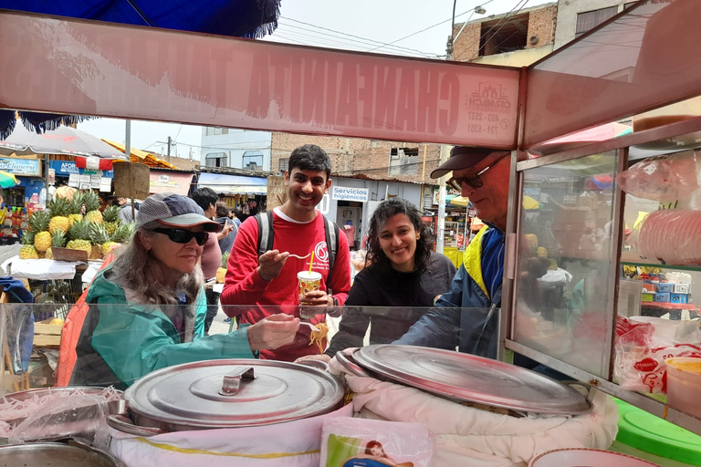 Lima : Marchés locaux et histoire de l'alimentation (visite guidée)Marchés locaux + Histoire de l'alimentation (Food Tour)