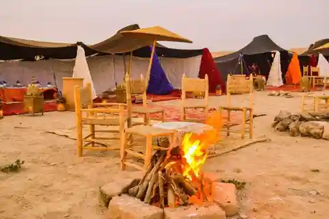 Marrakech: Jantar mágico sob as estrelas no deserto de Agafay