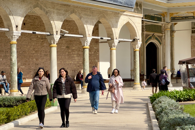 Istanbul: tour guidato della Moschea Blu e del Palazzo Topkapı e dell&#039;Harem