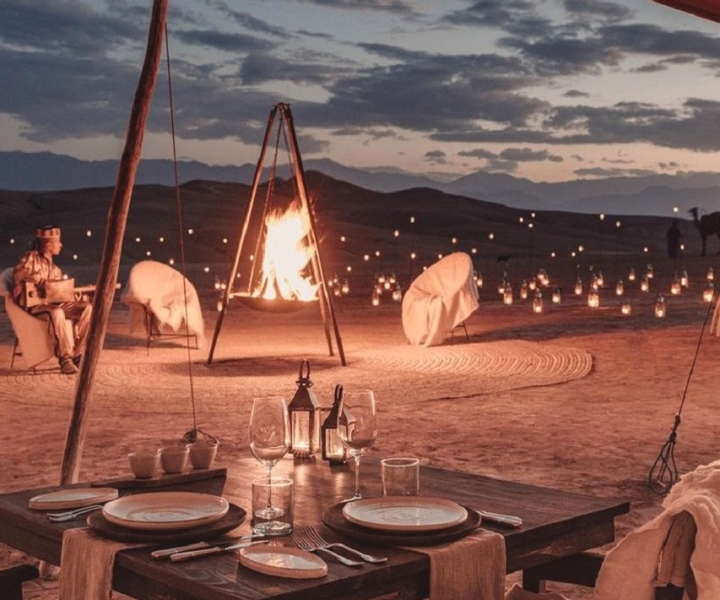 Marrakech: Dinner in Agafay Desert with Pool and Camel Ride