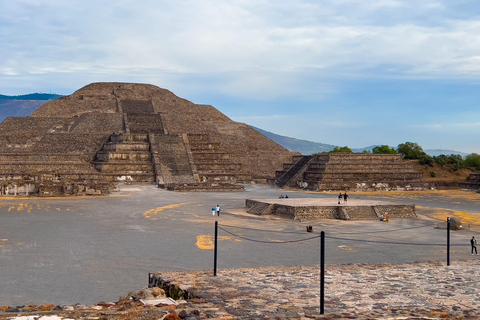 Tula, Teotihuacan & Tepotzotlan Magic Town Small Group Tour Tula, Teotihuacan & Tepotzotlan small group tour