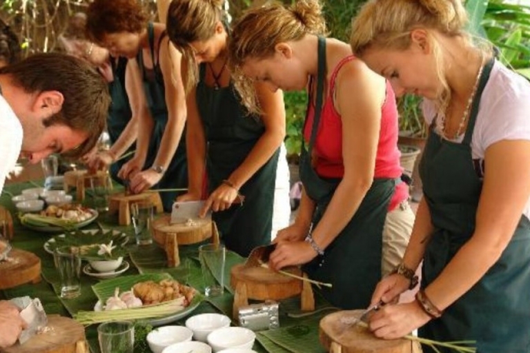 Da Nang: kookcursus voor lunch/diner met lokaal meisje