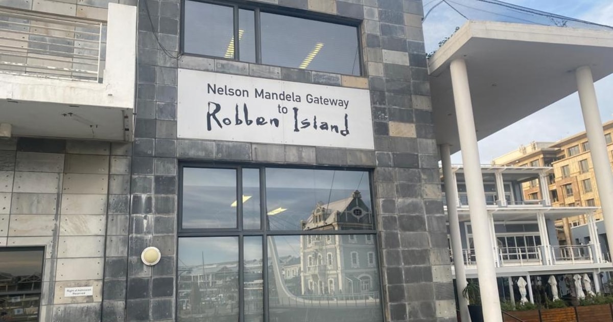 Cape Town: Robben Island Discovery Tour With Hotel Pickup | GetYourGuide