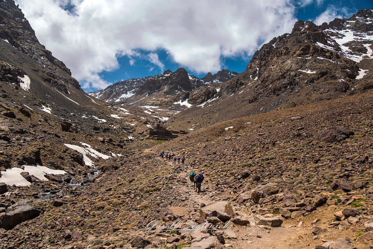 Randonnée en petit groupe de 3 jours dans les montagnes et la vallée de l'Atlas