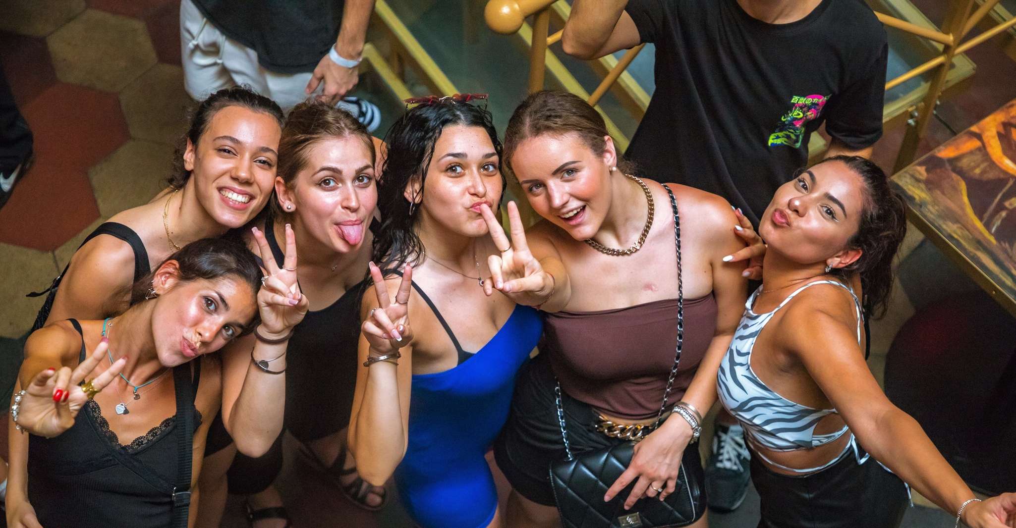 Rome, Pub Crawl, Open Bar, Pizza Buffet & Ultimate Party - Hizvo