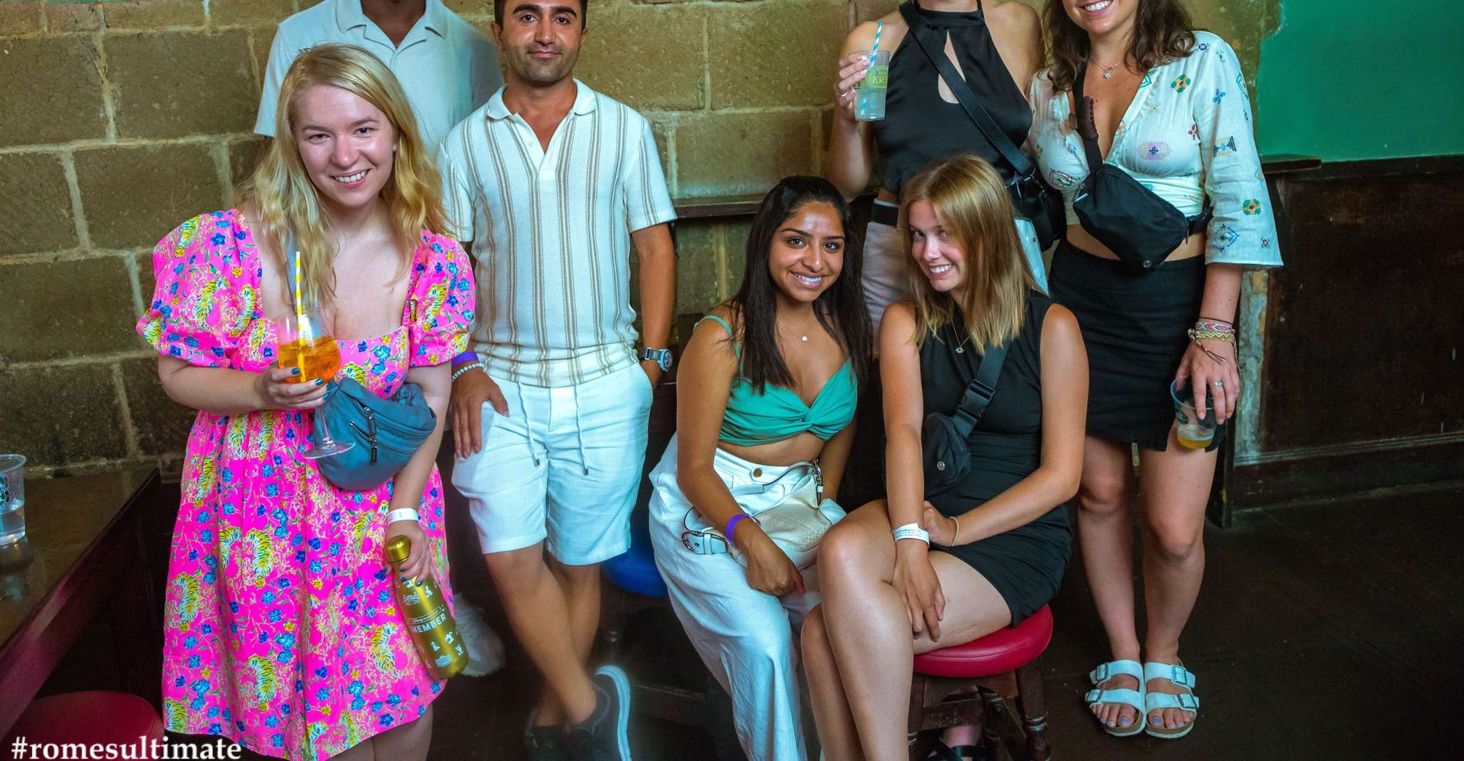 Rome, Pub Crawl, Open Bar, Pizza Buffet & Ultimate Party - Hizvo