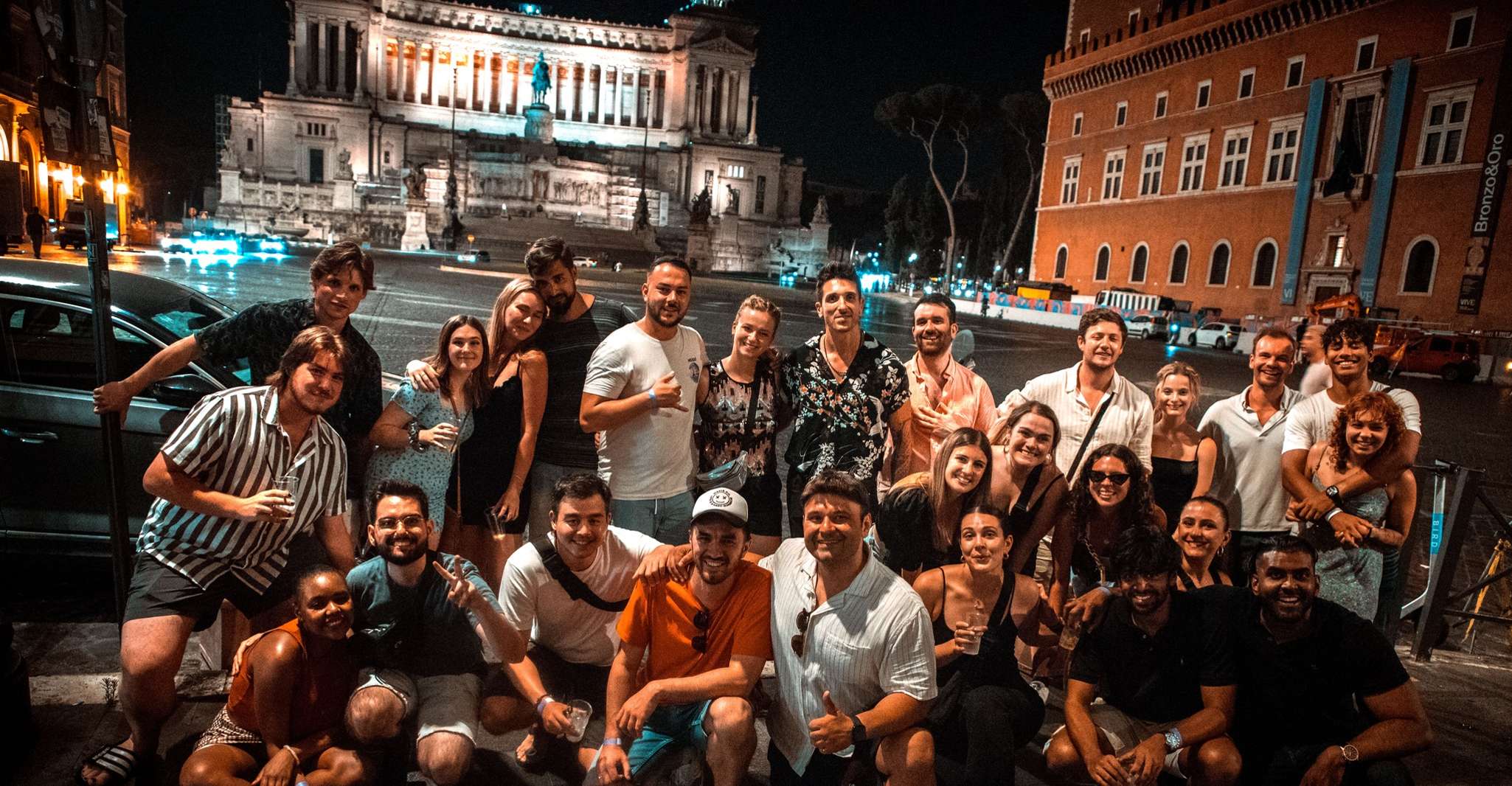 Rome, Pub Crawl, Open Bar, Pizza Buffet & Ultimate Party - Hizvo
