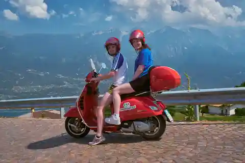 Moniga del Garda: passeio de Vespa autoguiado pelo Lago de Garda