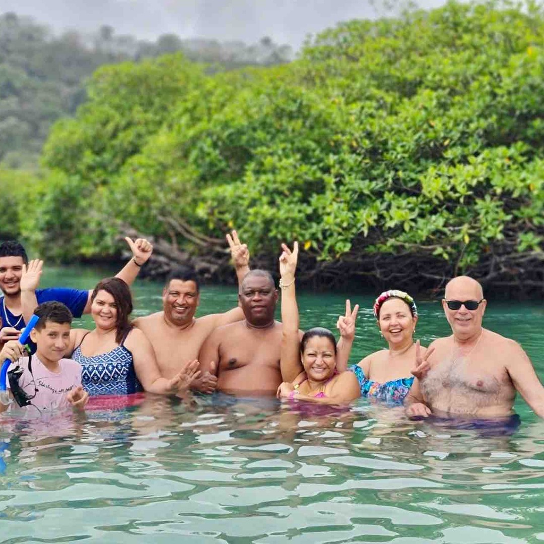 Colagem de mídia