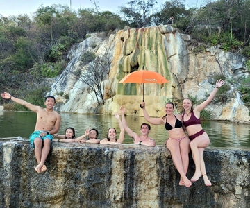 Hierve el agua, Mitla, Árbol del Tule, Tapetes, Destileria de mezcal tour