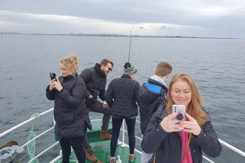 La mejor pesca de Reikiavik: Excursión guiada de pesca con caña