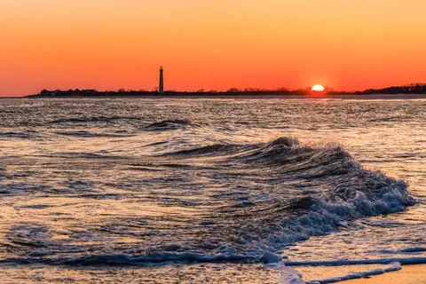 Cape May: Crucero al Atardecer con Delfines y Degustación de Vinos Opcional
