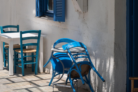 Explore a Ilha de Nisyros com serviço de busca no hotel e tour guiado