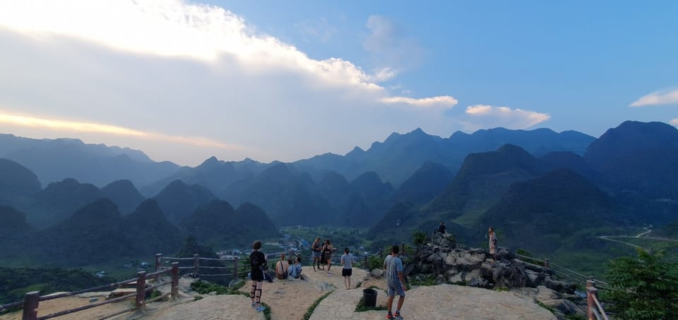 Motocyclette Autoport E De Jours Pour L Incroyable Boucle De Ha Giang